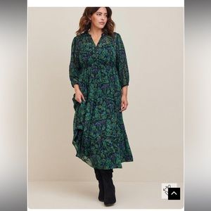 Torrid Size 1 Maxi Chiffon Clip Dot Pleated Black Dress with Green & Navy Floral